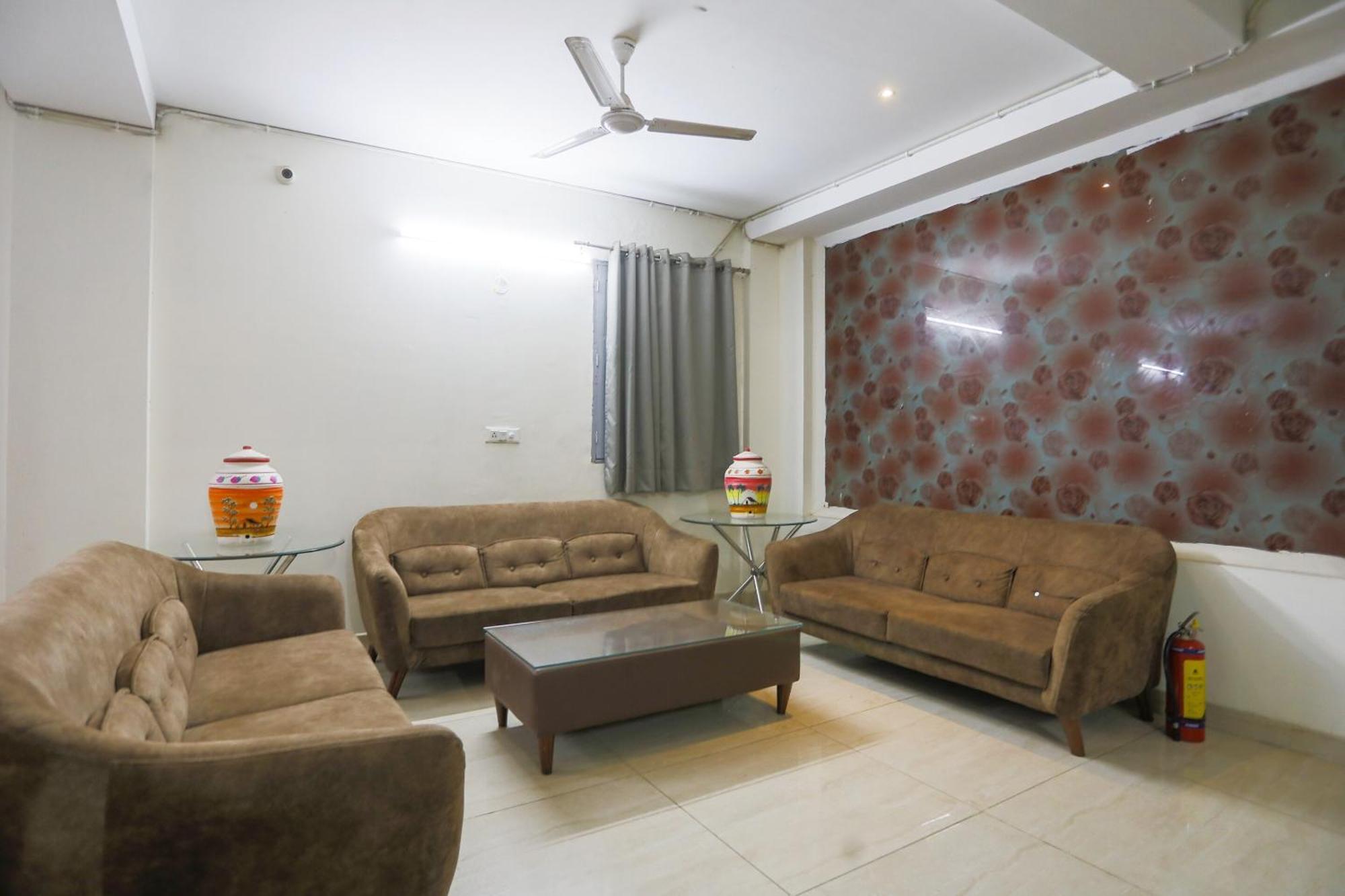 Hotel O Jsb Hotel Faridabad Esterno foto