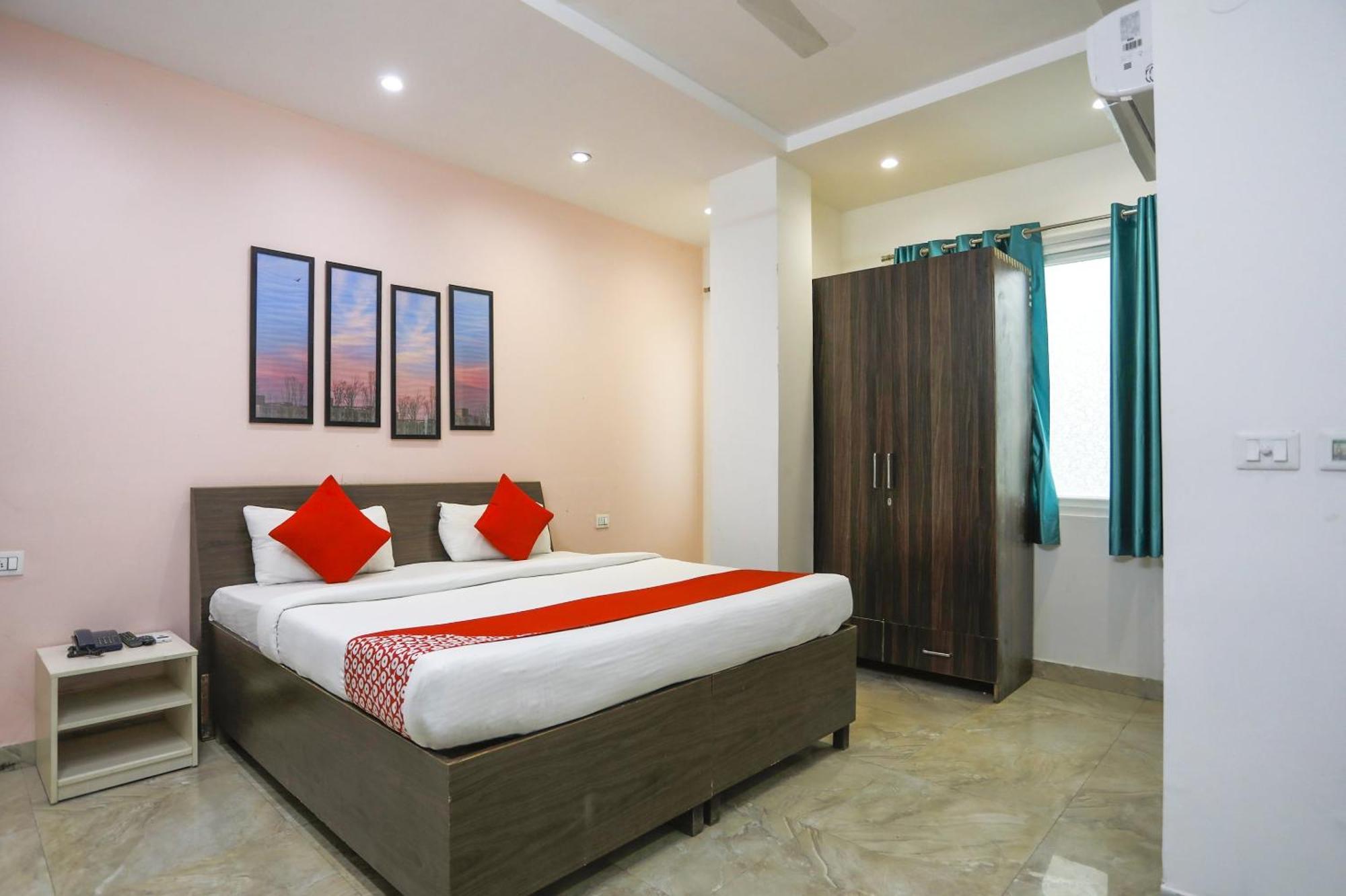 Hotel O Jsb Hotel Faridabad Esterno foto